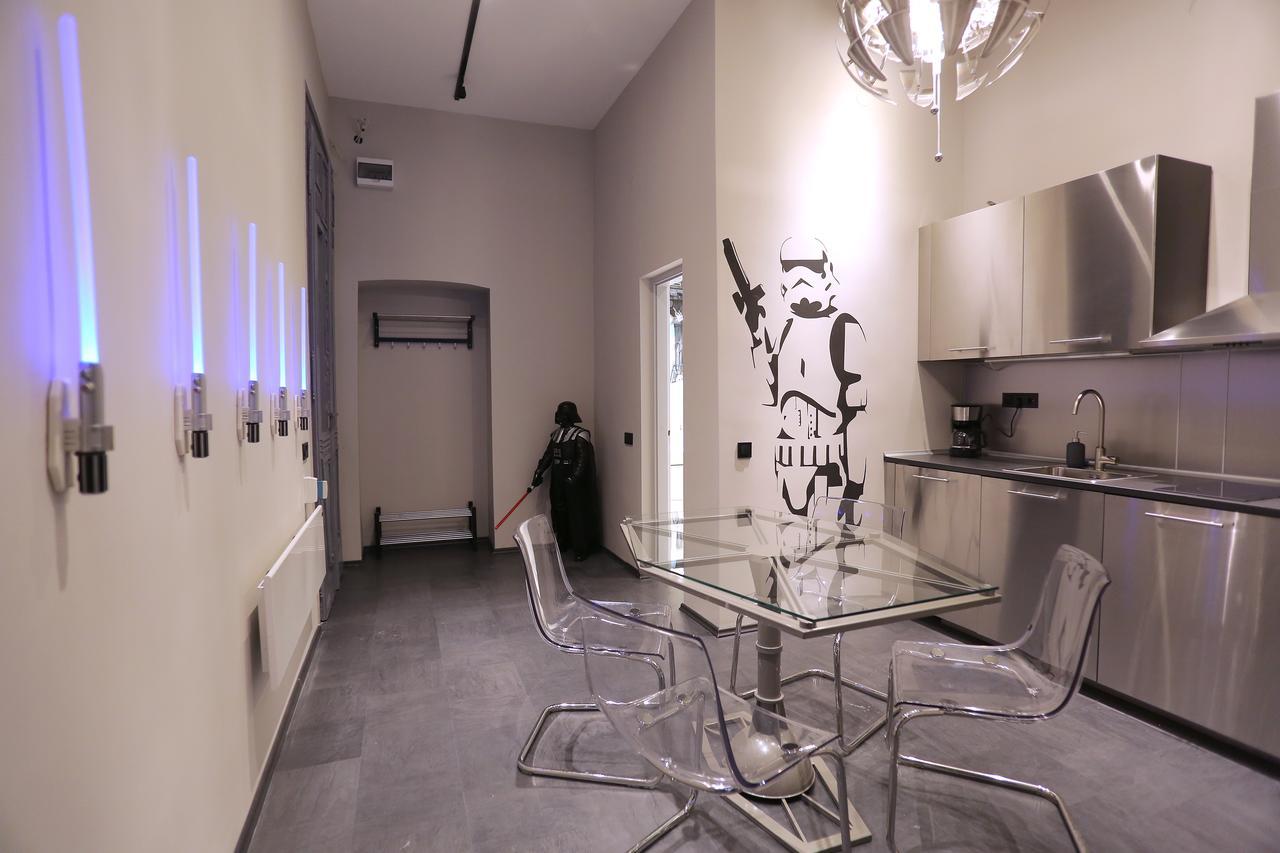 D.Five Galactic Apartment ブダペスト エクステリア 写真
